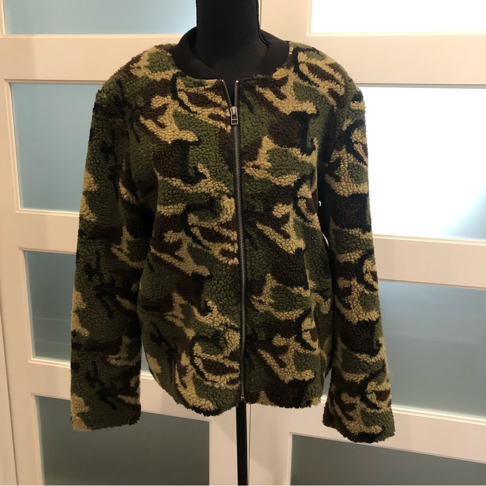 NWT Sanctuary Camo Sherpa Bomber Jacket